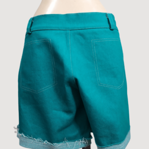 Short Malu com abertura lateral